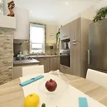 Appartamento Sara *