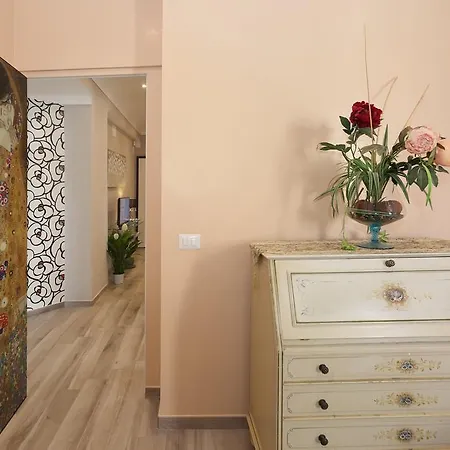 Sara Apartament